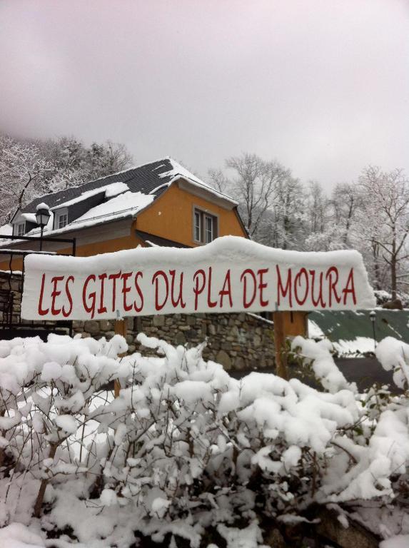 Les Gites Du Pla De Moura Luz-Saint-Sauveur Exterior photo